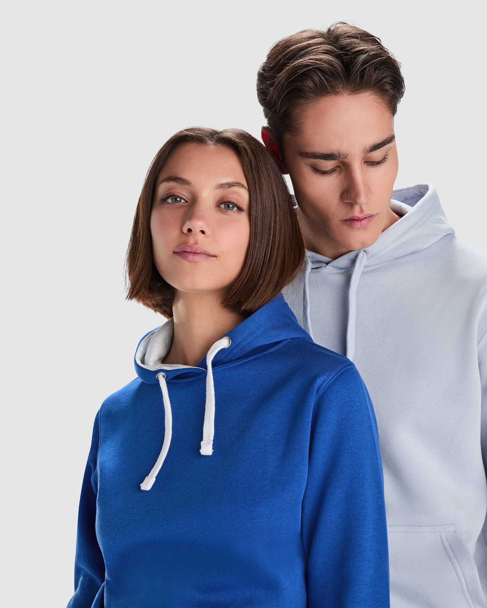 Sudadera con Capucha Combinada Bicolor (Roly Urban) – Diseño Urbano - Imagen 4
