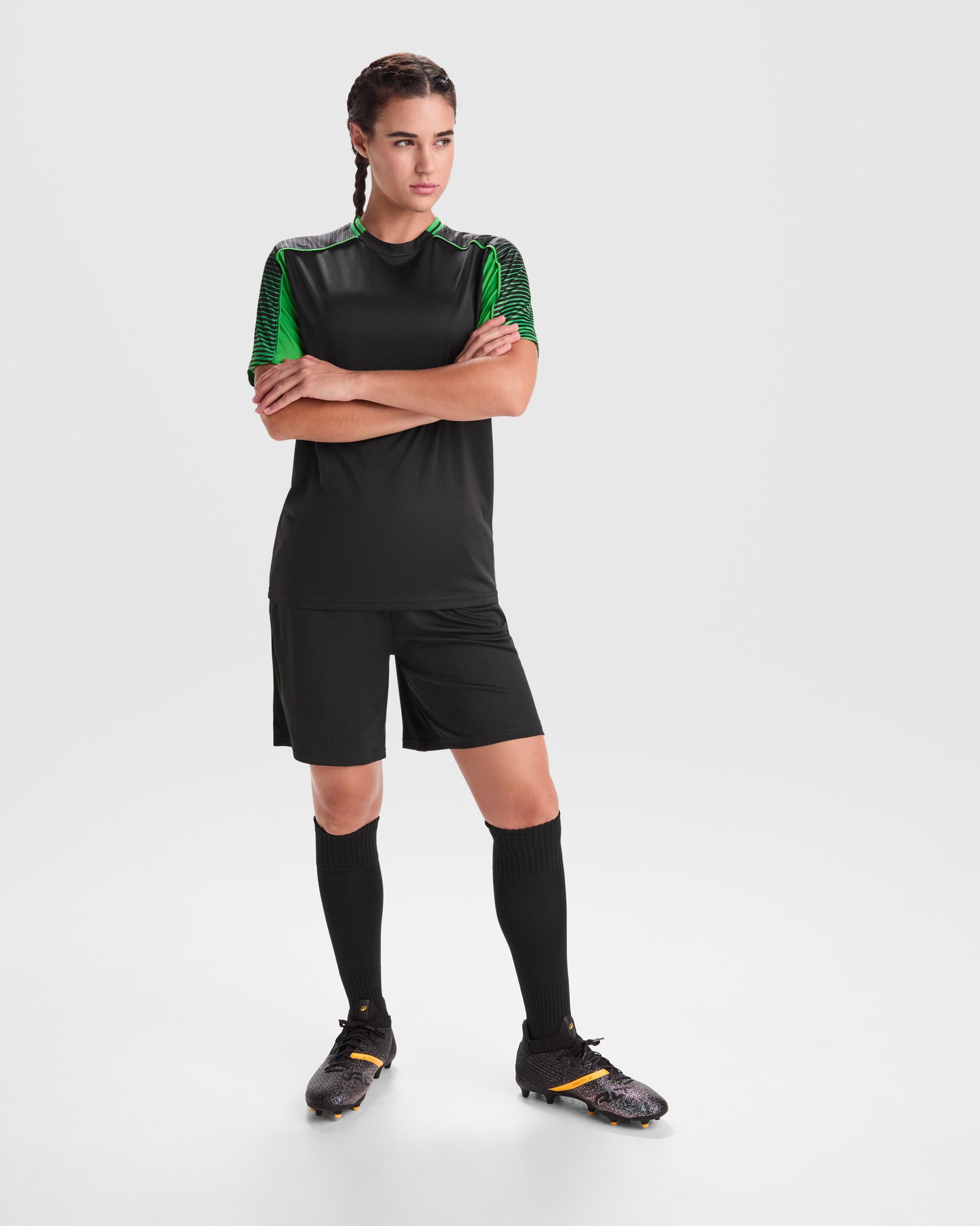 Conjunto Deportivo de Dos Camisetas y Pantalón (Roly Juve CJ0525) - Imagen 2
