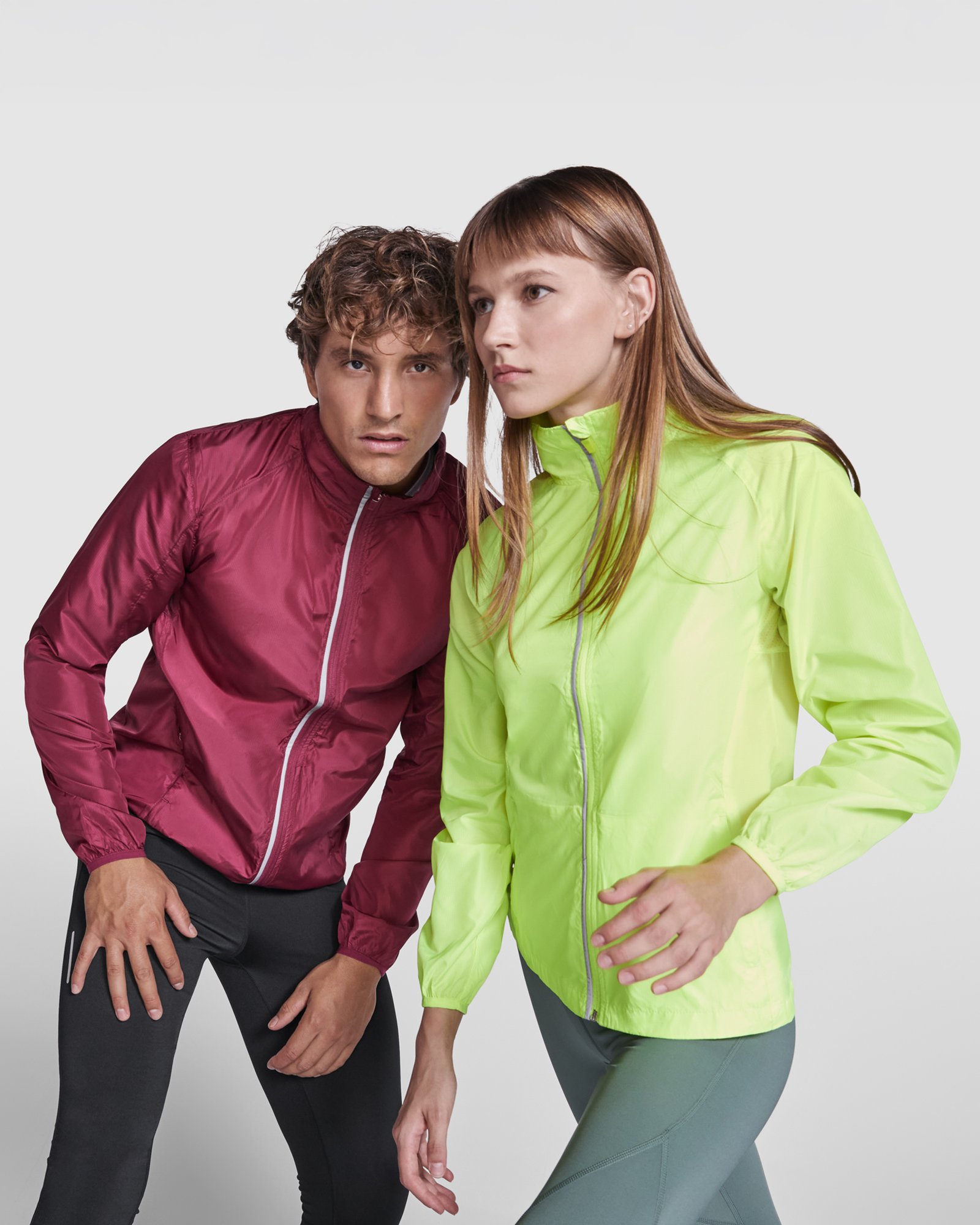 Chaqueta Cortavientos Técnica Entallada para Mujer (Roly Glasgow Woman CV5051) - Imagen 2